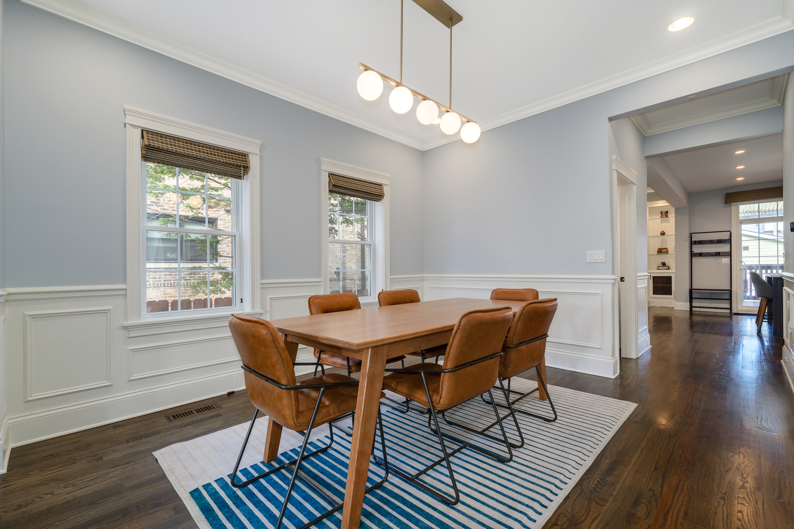 2852 West Fletcher Street Chicago, IL 60618 - Photo 5 of 37