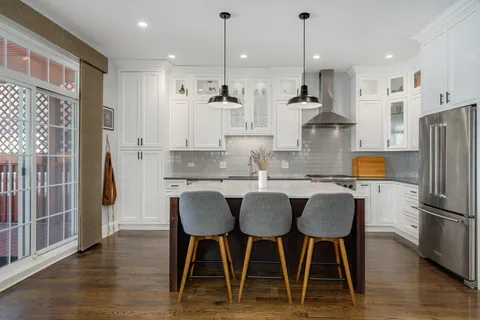 $975,000 | 2852 West Fletcher Street, Chicago, IL 60618