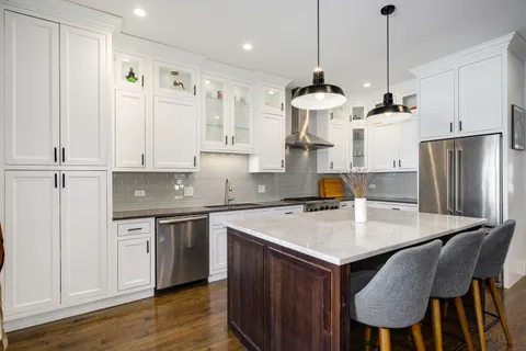 $975,000 | 2852 West Fletcher Street, Chicago, IL 60618