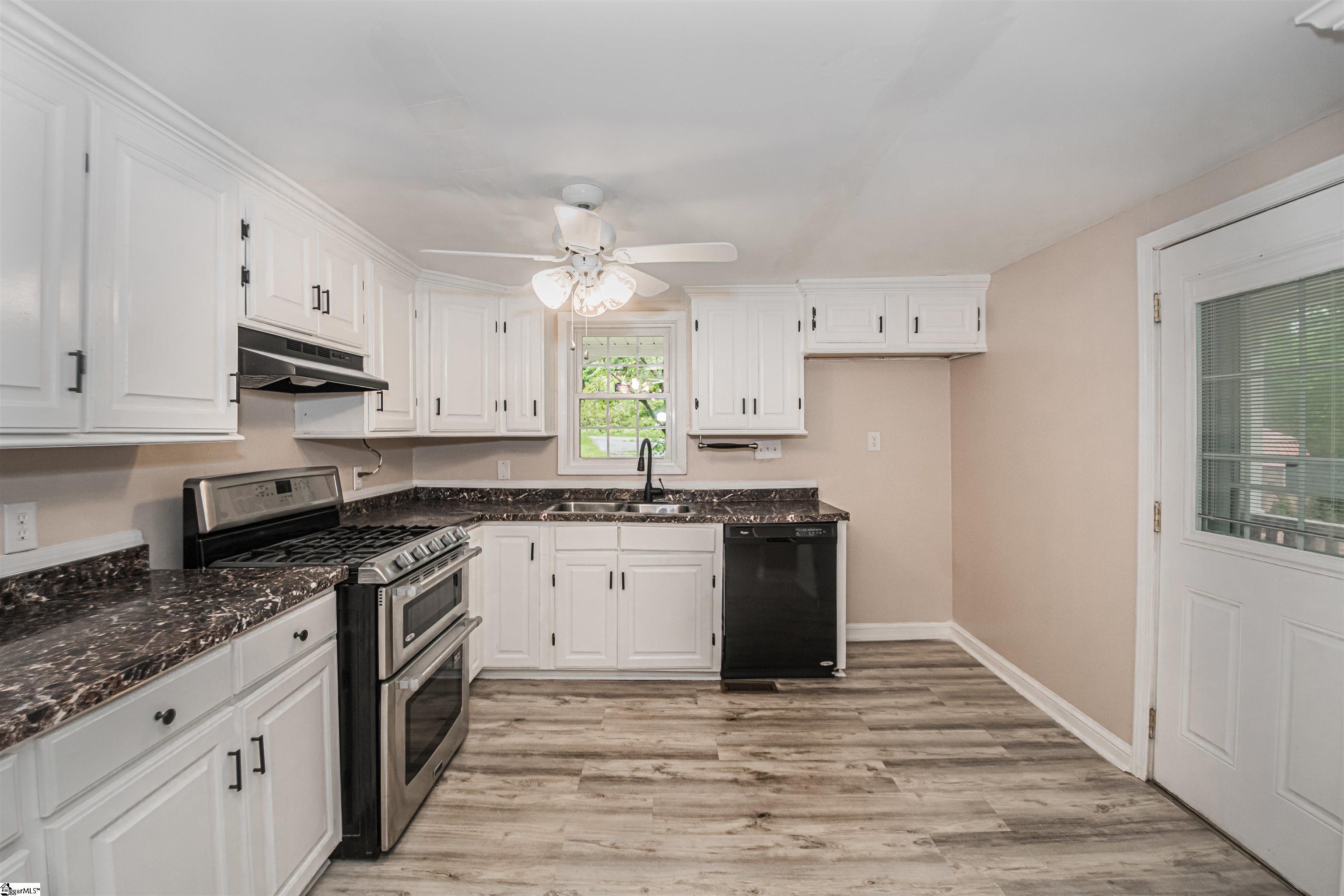 2040 Reece Mill Road Pickens, SC 29671 - Photo 17 of 30