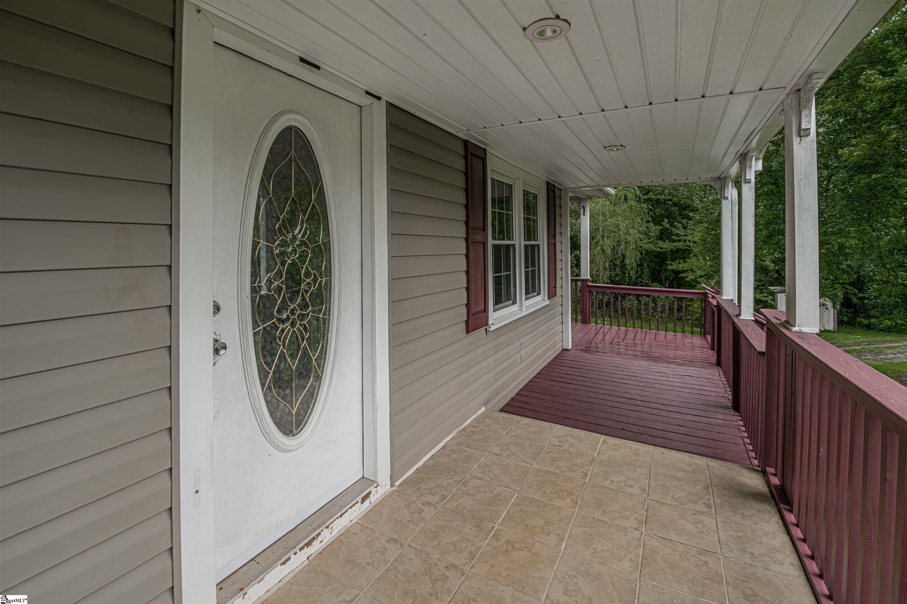 2040 Reece Mill Road Pickens, SC 29671 - Photo 5 of 30