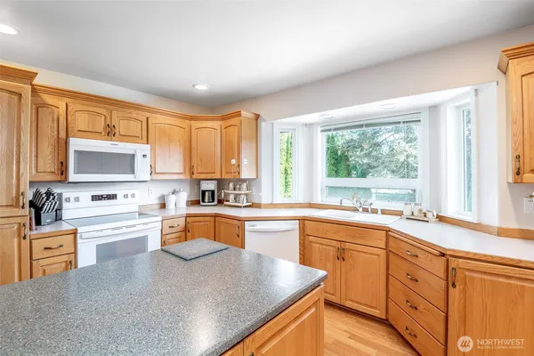 $769,999 | 13207 231st Street East, Graham, WA 98338