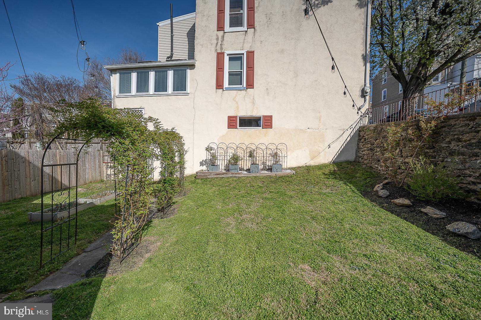 129 Sumac Street Philadelphia, PA 19128 - Photo 23 of 111 Back Yard