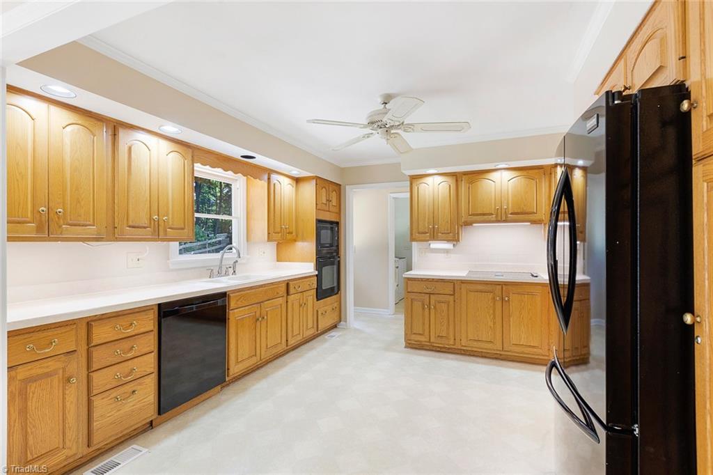 7012 Ridge Haven Road Greensboro, NC 27410 - Photo 14 of 30 Gallery Image 14