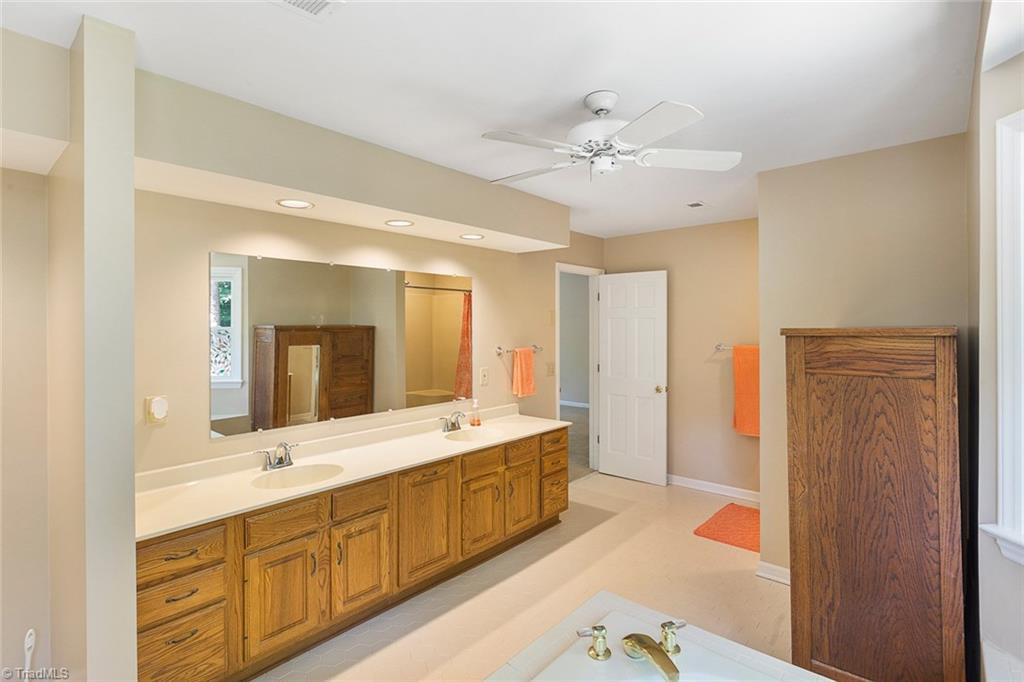 7012 Ridge Haven Road Greensboro, NC 27410 - Photo 22 of 30 Gallery Image 22