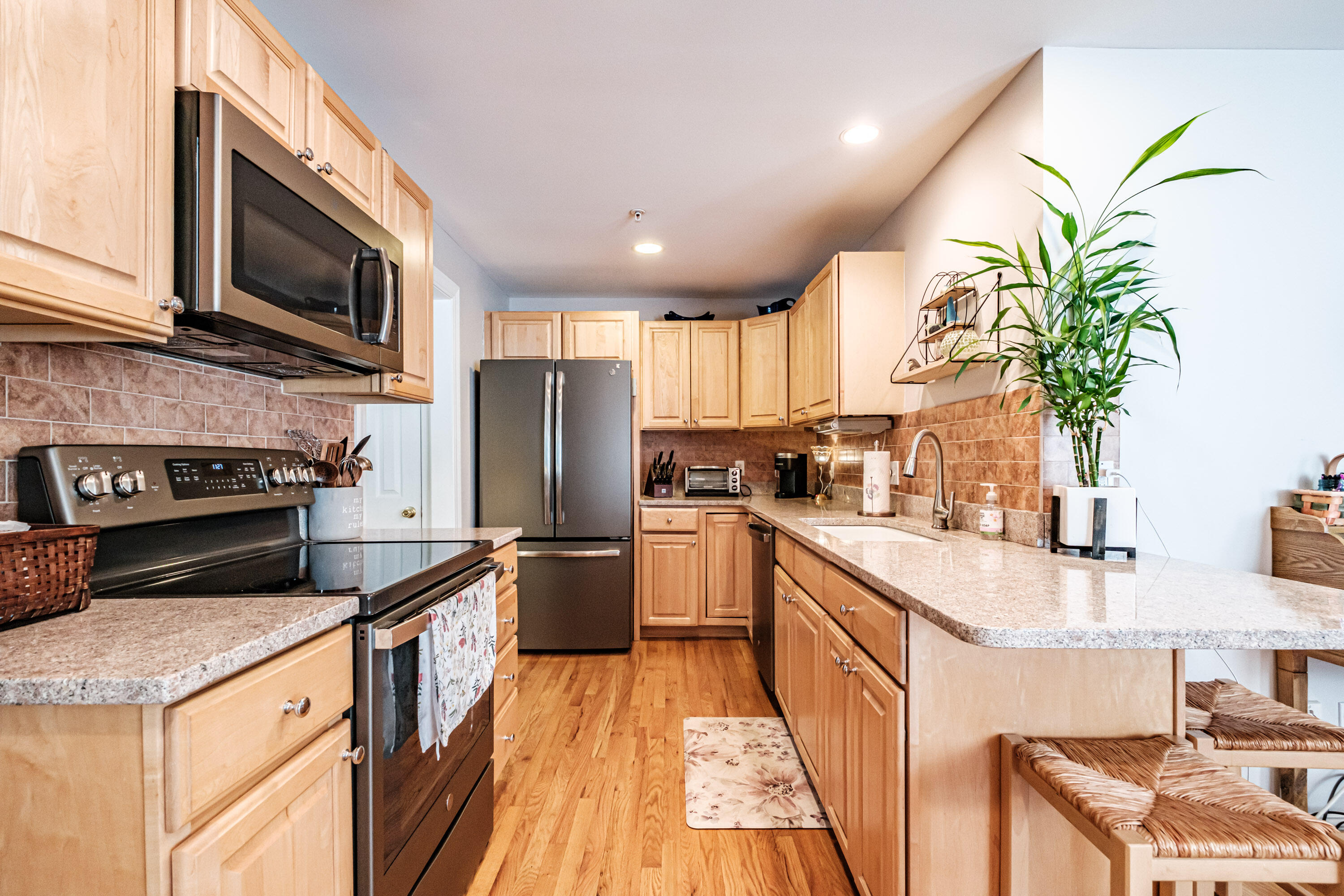 115 Delaware Court, Unit 115 Portland, ME 04103 - Photo 9 of 31 20260619gp-61017