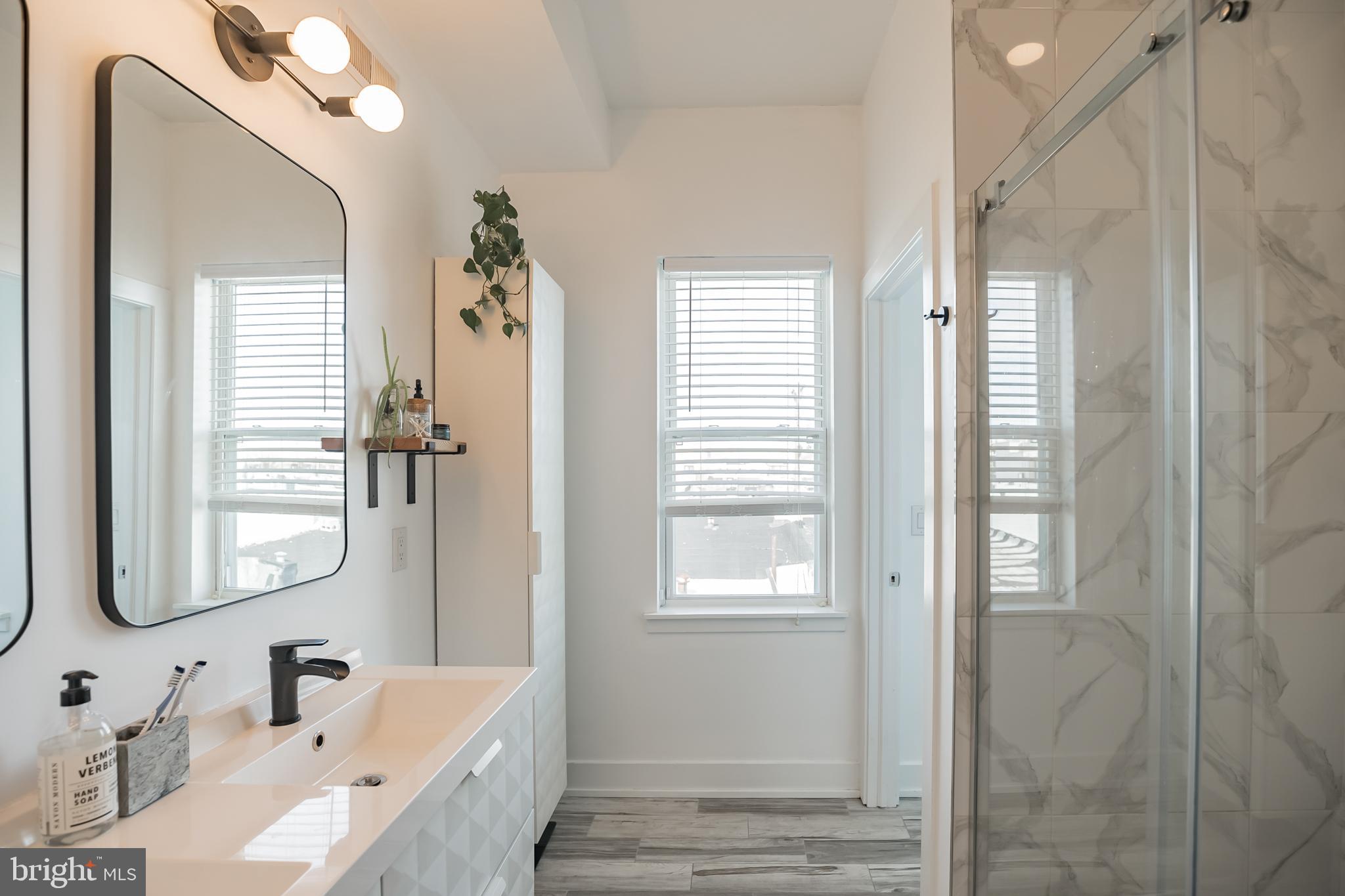 419 Emily Street Philadelphia, PA 19148 - Photo 14 of 28