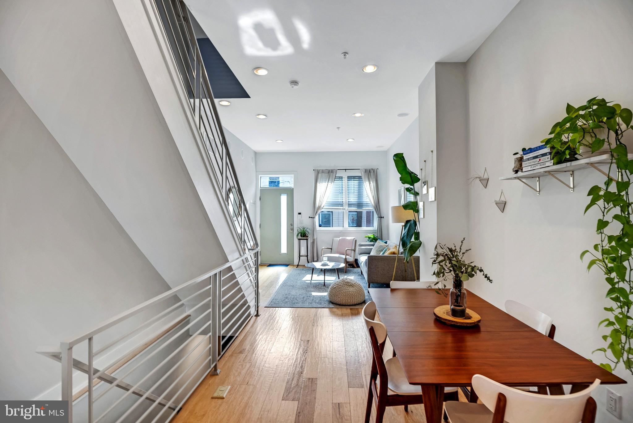 419 Emily Street Philadelphia, PA 19148 - Photo 8 of 28
