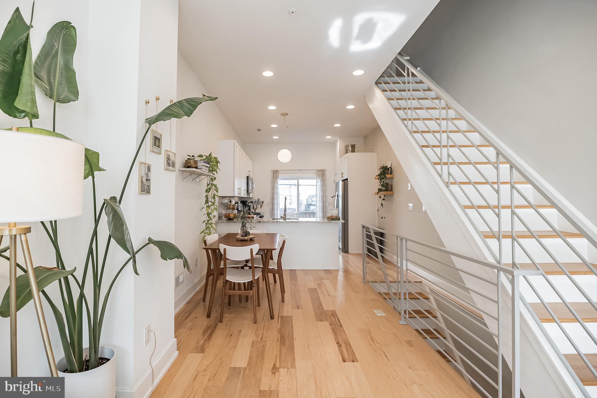 419 Emily Street Philadelphia, PA 19148 - Photo 10 of 28