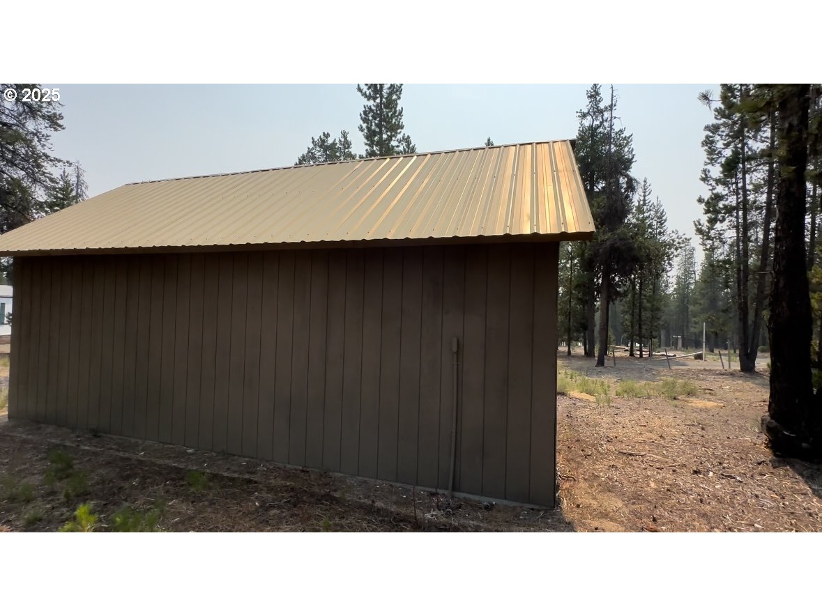 139917 Bearskin Road Crescent Lake, OR 97733 - Photo 4 of 6