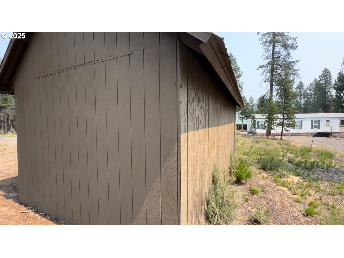 139917 Bearskin Road Crescent Lake, OR 97733 - Photo 5 of 6