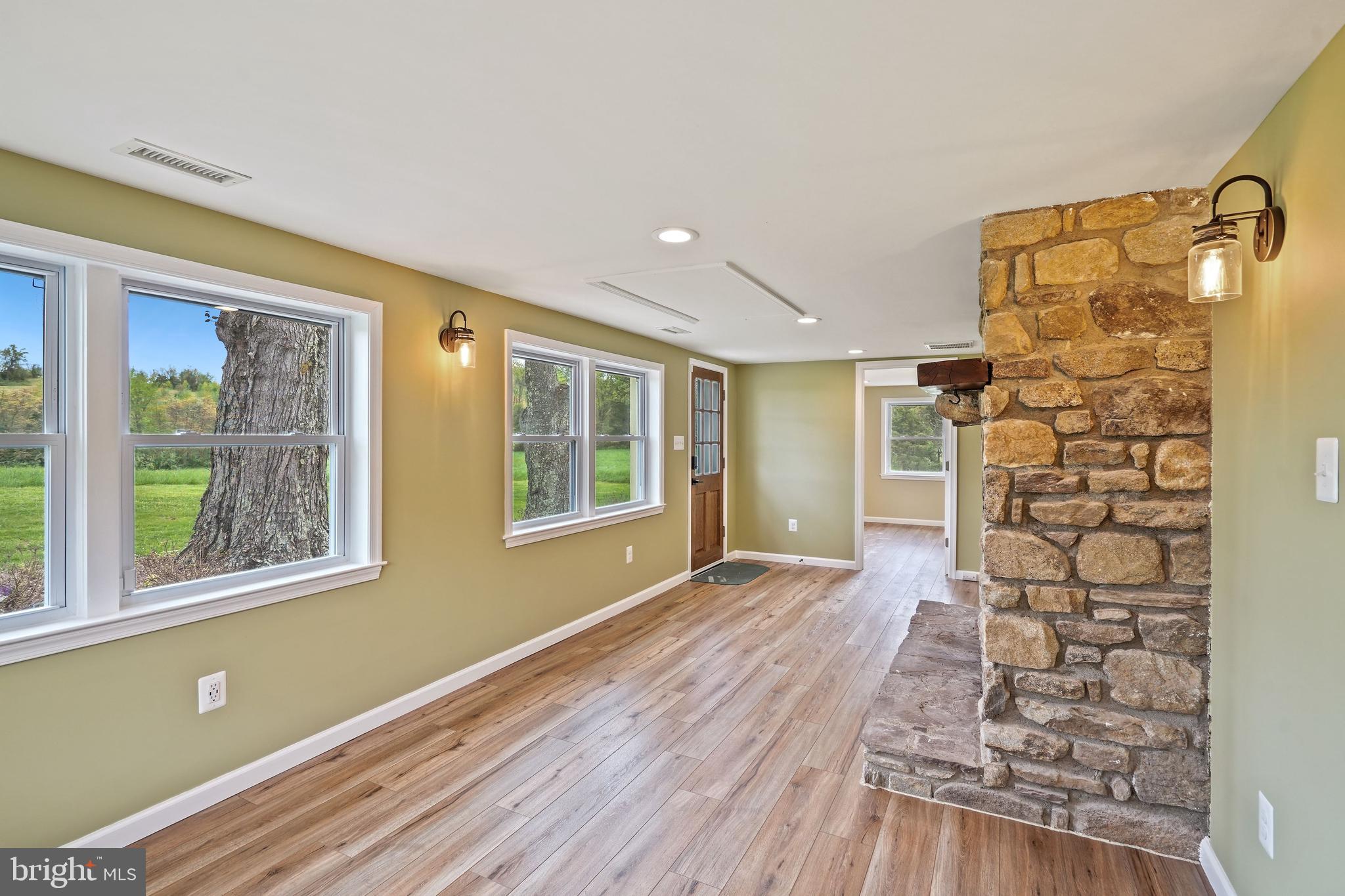 9498 Ada Road Marshall, VA 20115 - Photo 22 of 59