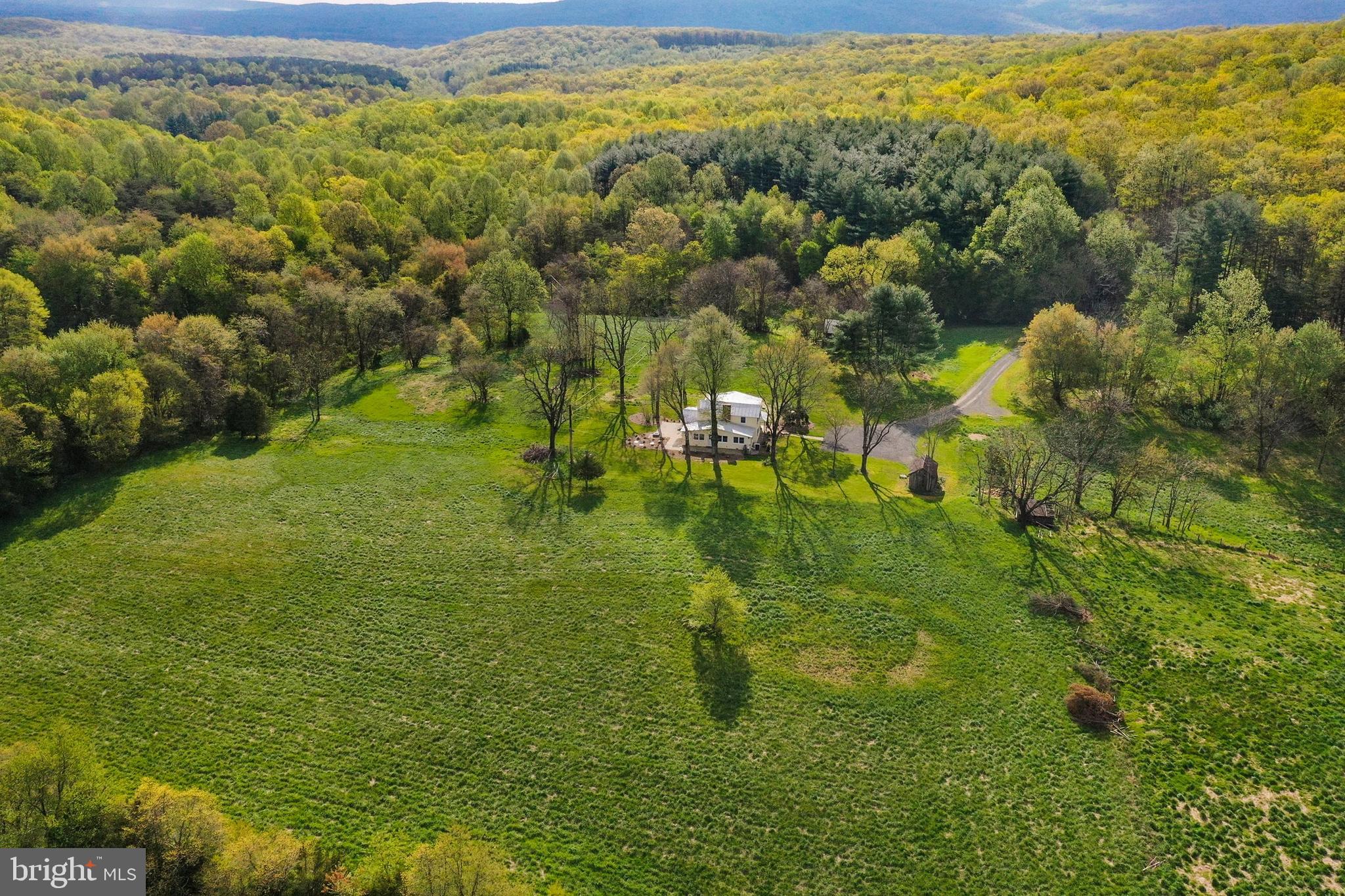 9498 Ada Road Marshall, VA 20115 - Photo 47 of 59