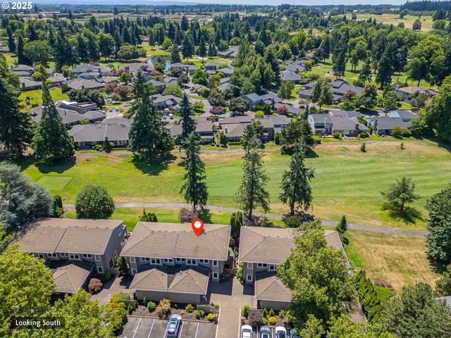 $630,000 | 32082 Southwest Charbonneau Drive, Wilsonville, OR 97070