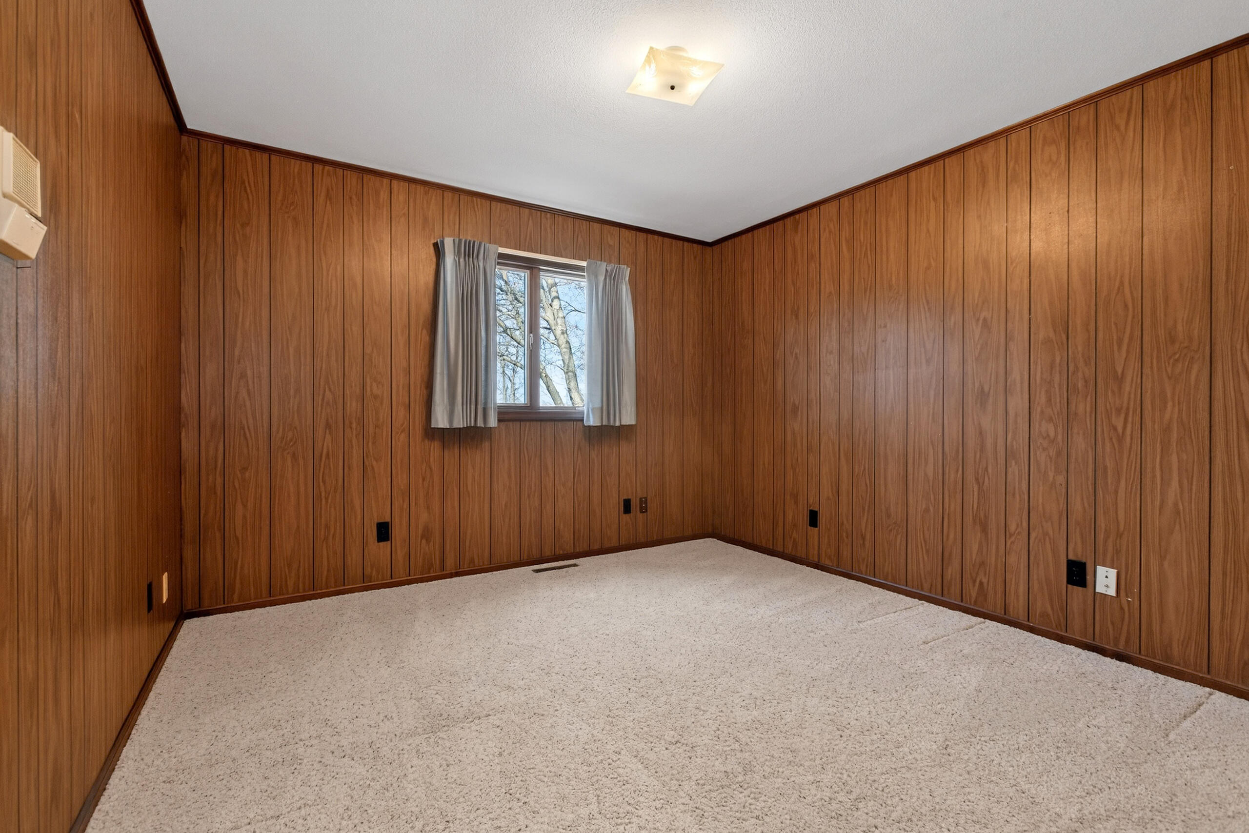 10299 Gast Road Bridgman, MI 49106 - Photo 21 of 35 28