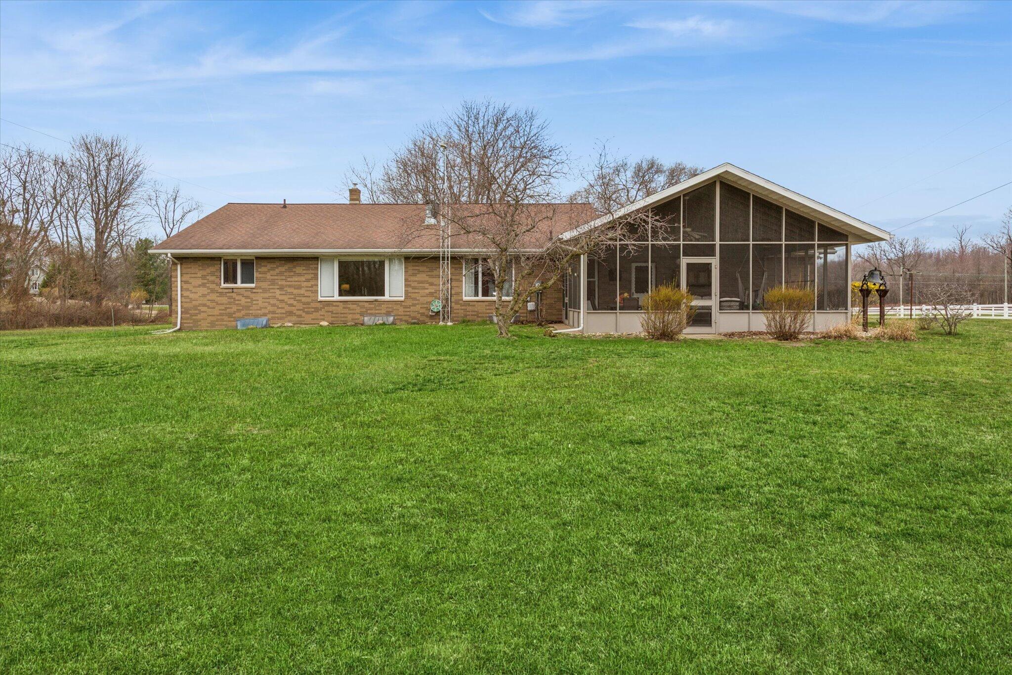 10299 Gast Road Bridgman, MI 49106 - Photo 29 of 35 27-47