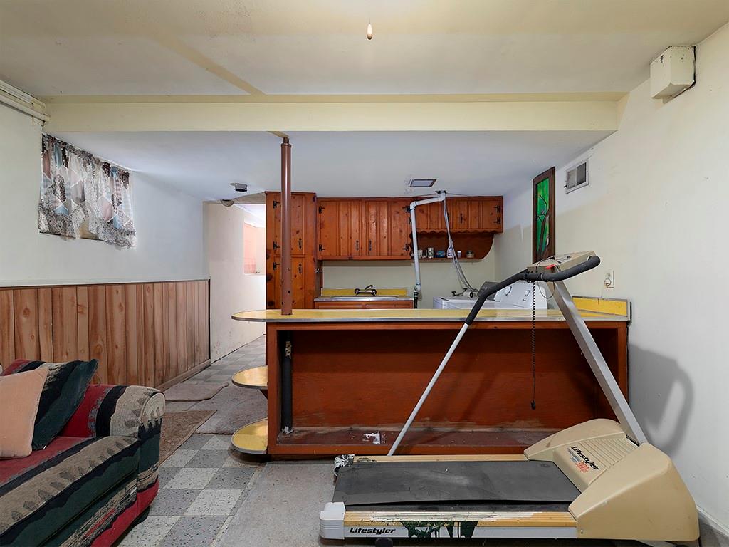 721 Woodvalley Road Southwest Mableton, GA 30126 - Photo 16 of 26 a room with furniture and window