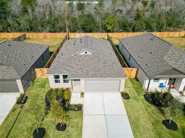 $2,100 | 5119 Red Drum Drive, Baytown, TX 77521