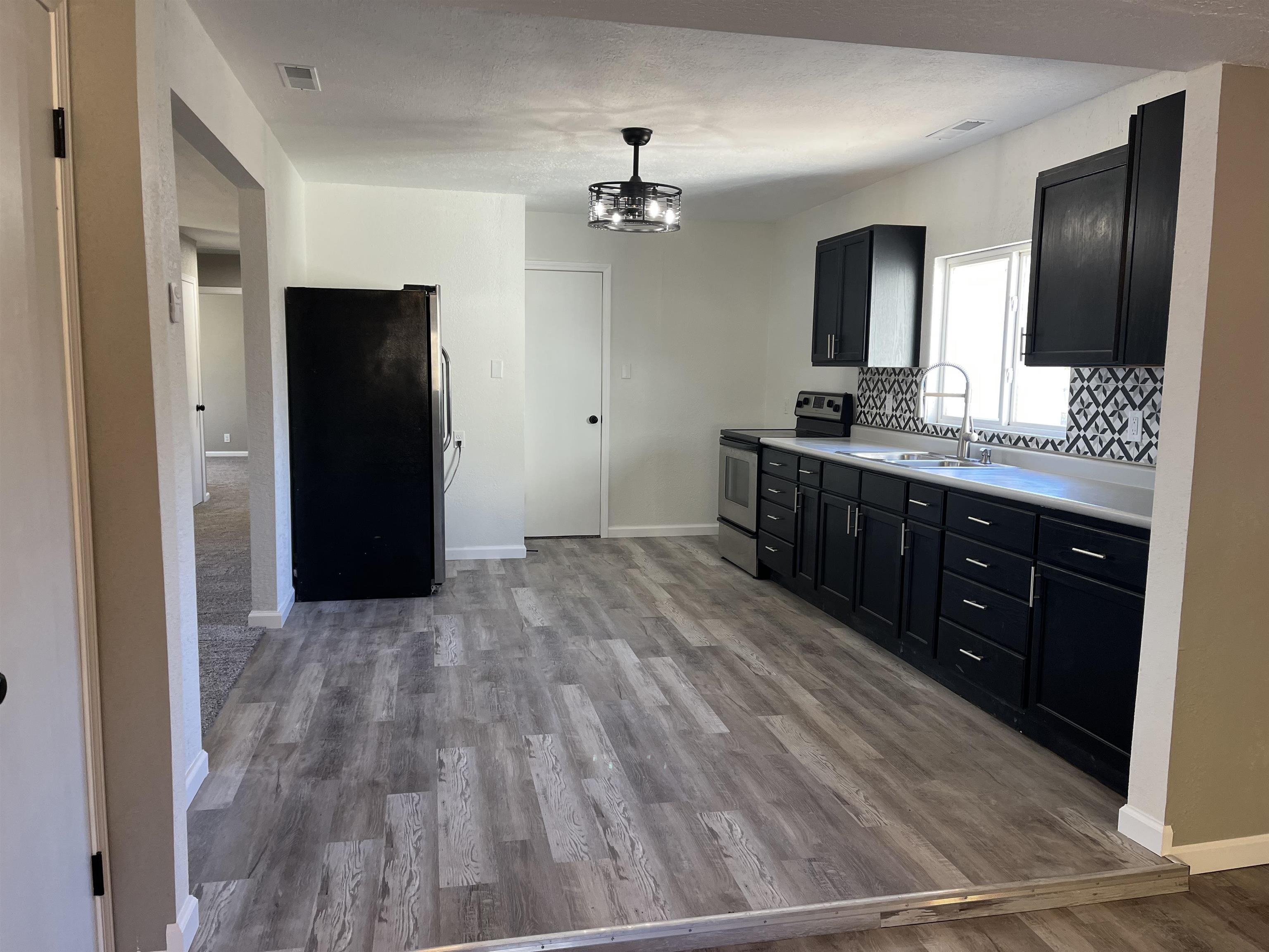 229 Oil Hill Road El Dorado, KS 67042 - Photo 11 of 25