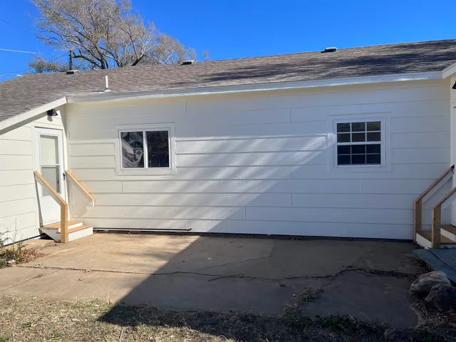 $137,500 | 229 Oil Hill Road, El Dorado, KS 67042