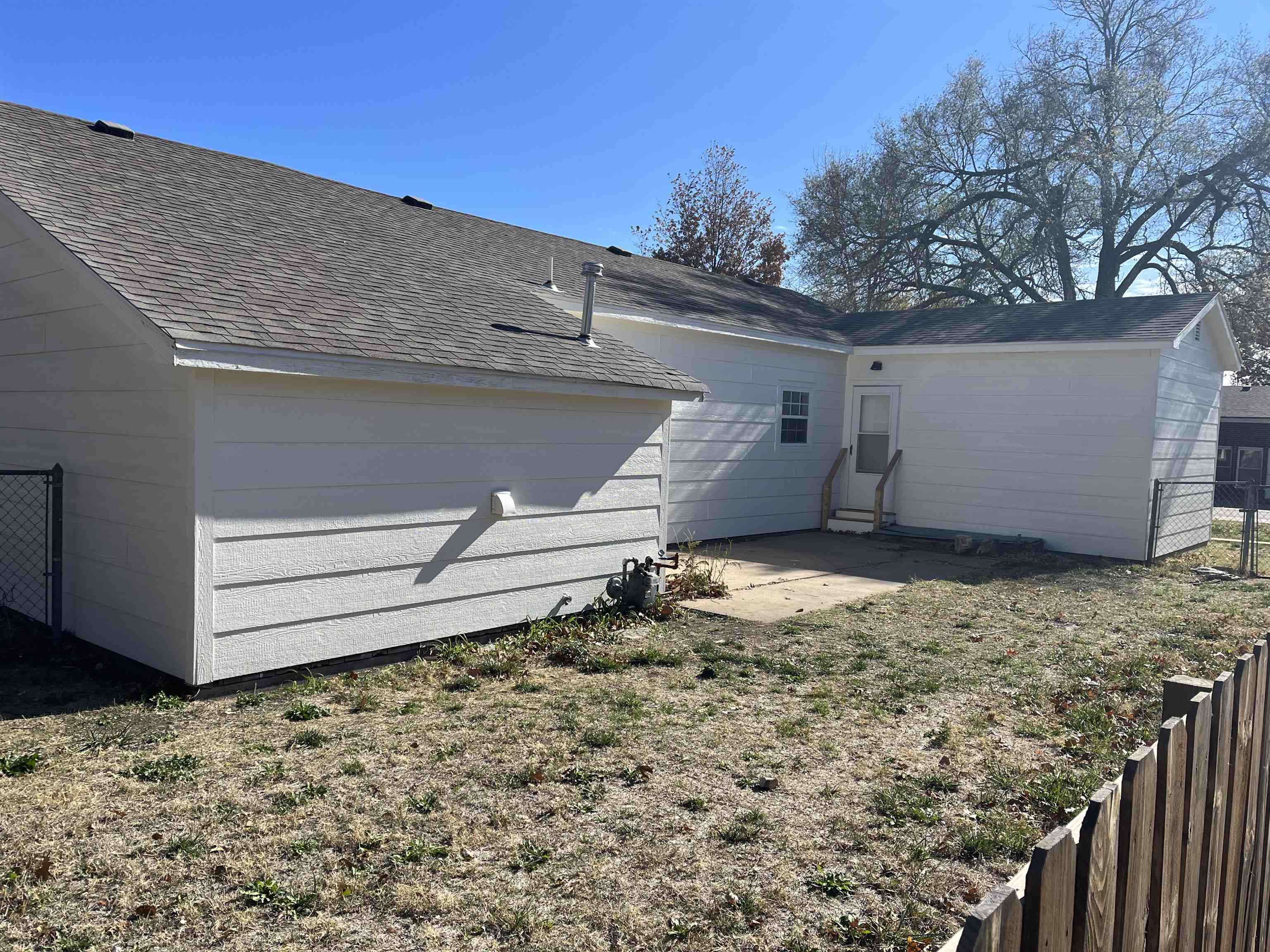 229 Oil Hill Road El Dorado, KS 67042 - Photo 24 of 25