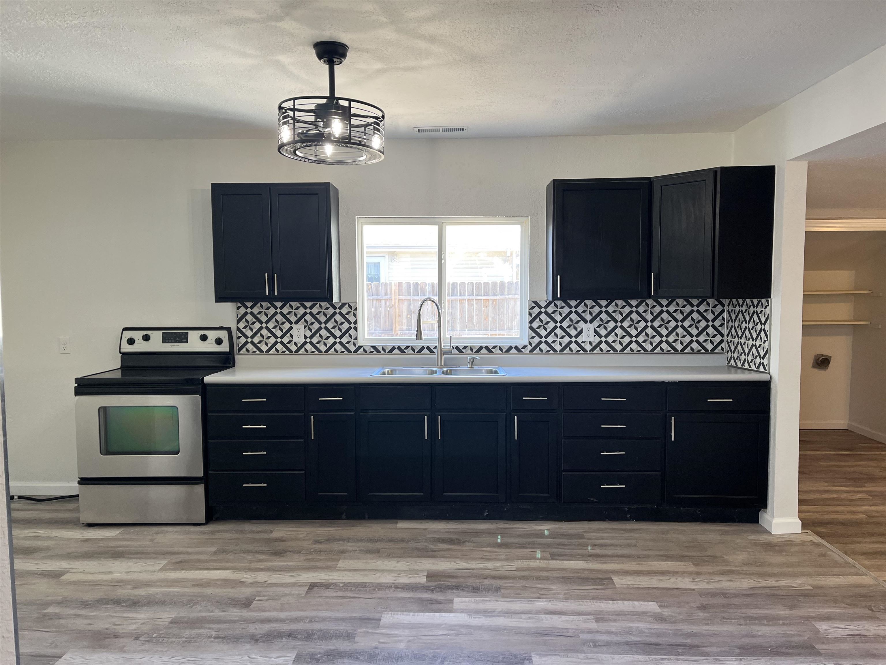 229 Oil Hill Road El Dorado, KS 67042 - Photo 6 of 25