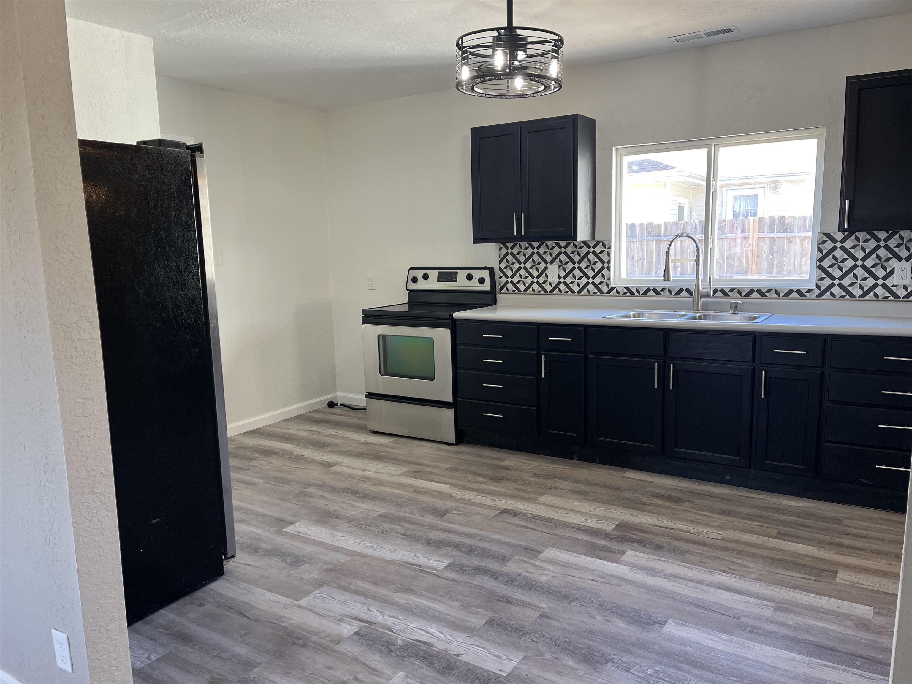 229 Oil Hill Road El Dorado, KS 67042 - Photo 7 of 25