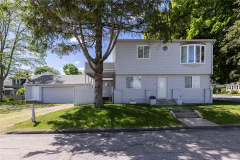 $1,590,000 | 16 Courtway Street, Narragansett, RI 02882