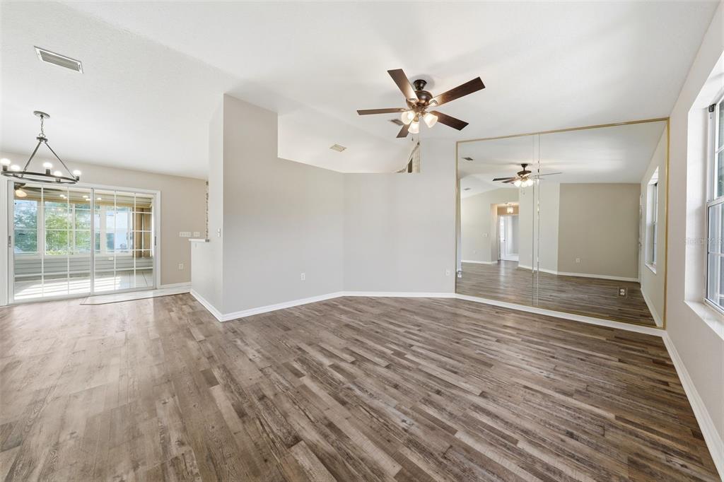 8013 Southwest 108th Loop Ocala, FL 34481 - Photo 3 of 22