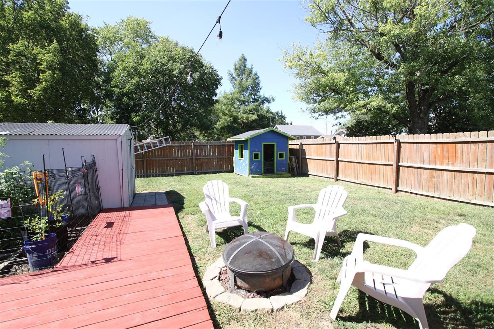 106 South Maple Brighton, IL 62012 - Photo 27 of 34 Gallery Image 27