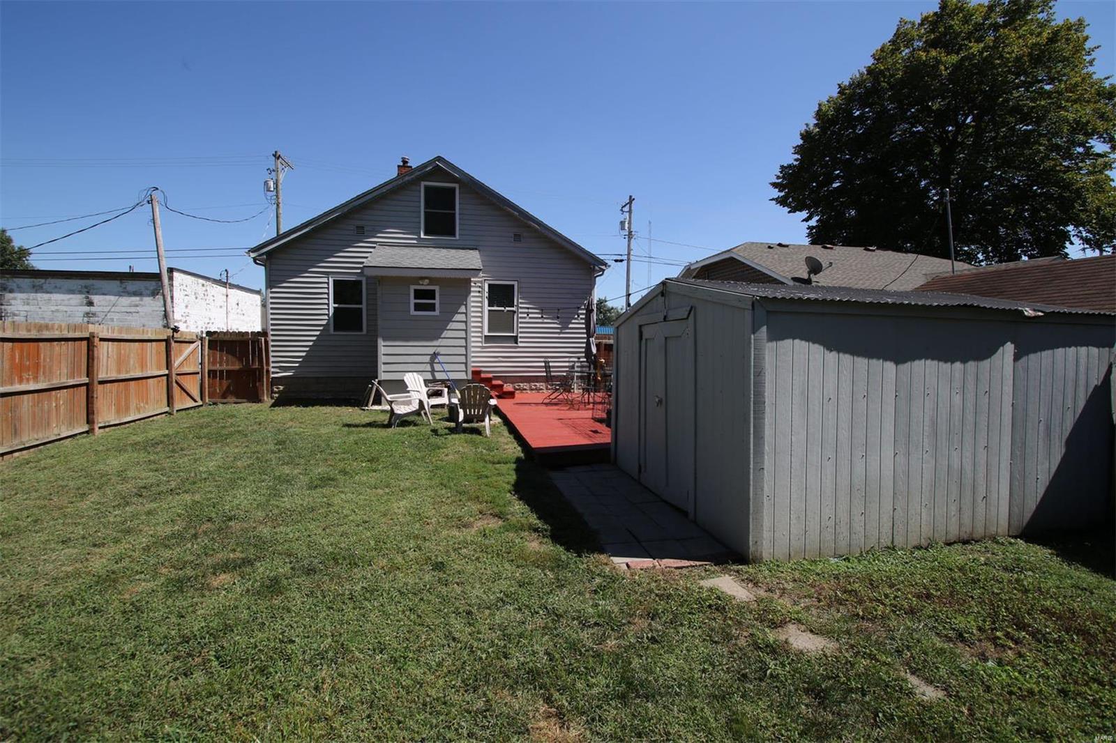 106 South Maple Brighton, IL 62012 - Photo 31 of 34 Gallery Image 31