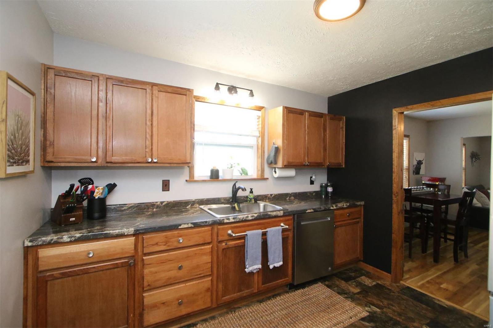 106 South Maple Brighton, IL 62012 - Photo 9 of 34 Gallery Image 9