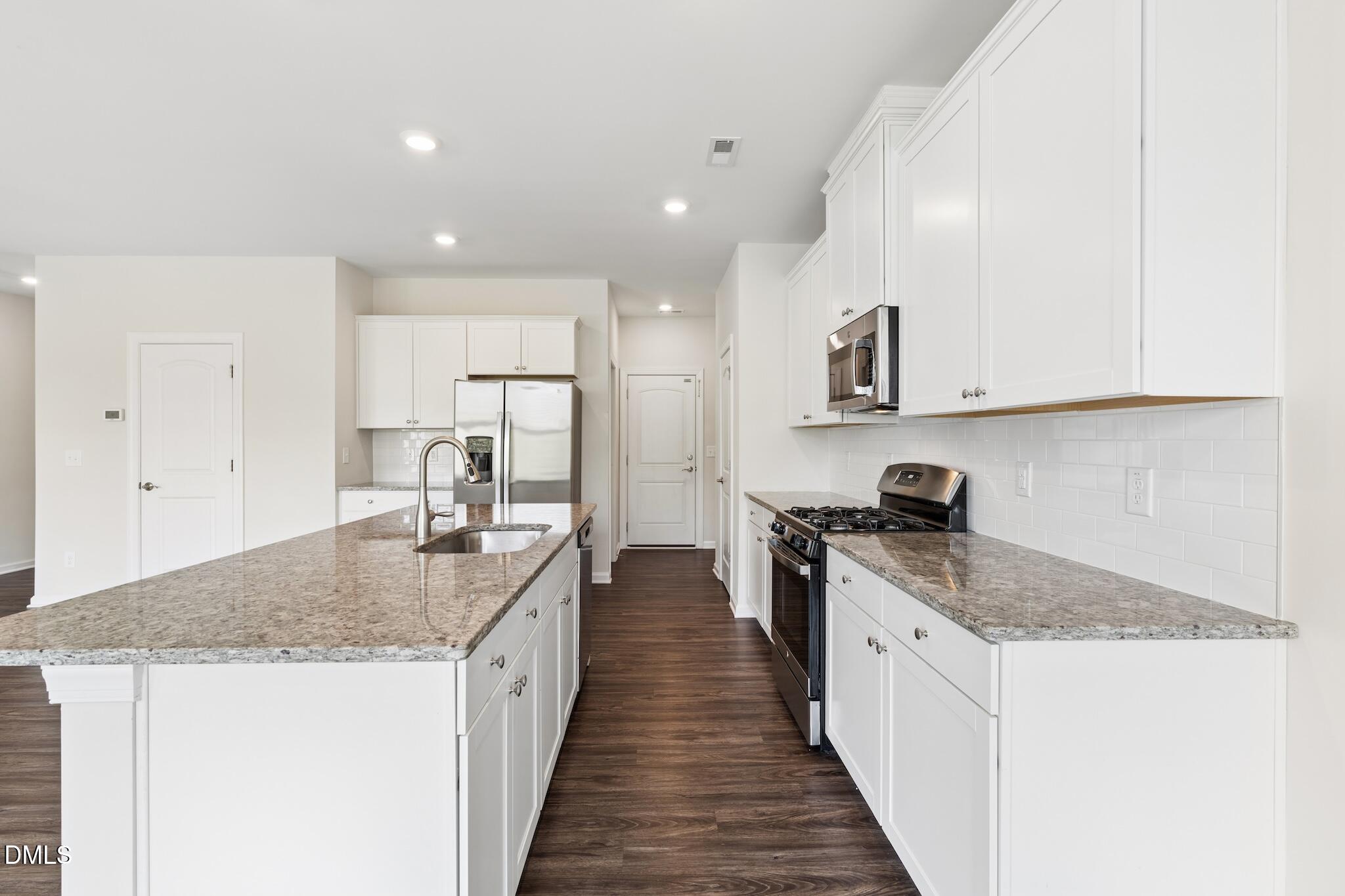 1137 Alston Ridge Cary, NC 27519 - Photo 12 of 34 DSC01676
