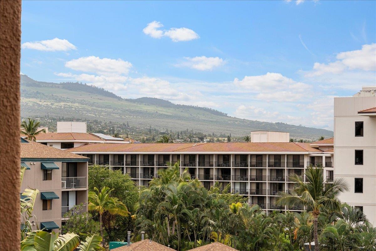 2191 South Kihei Road, Unit 2303 Kihei, HI 96753 - Photo 35 of 43 a view of a large building
