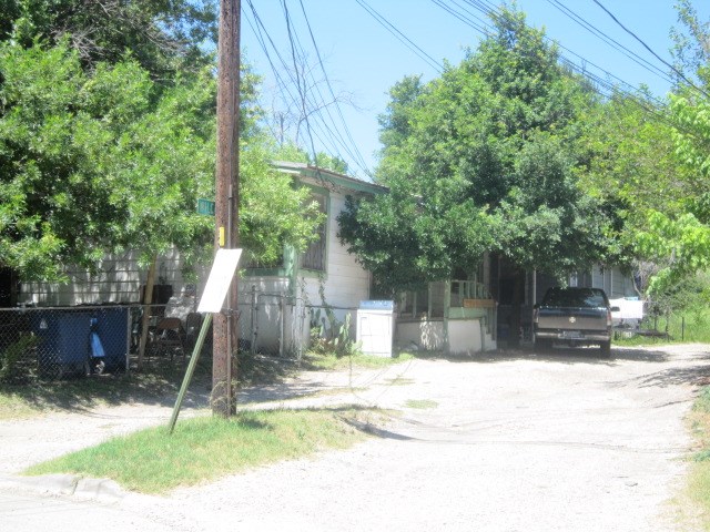 1301 Cometa Street Austin, TX 78721 - Photo 1 of 1 Gallery Image 1