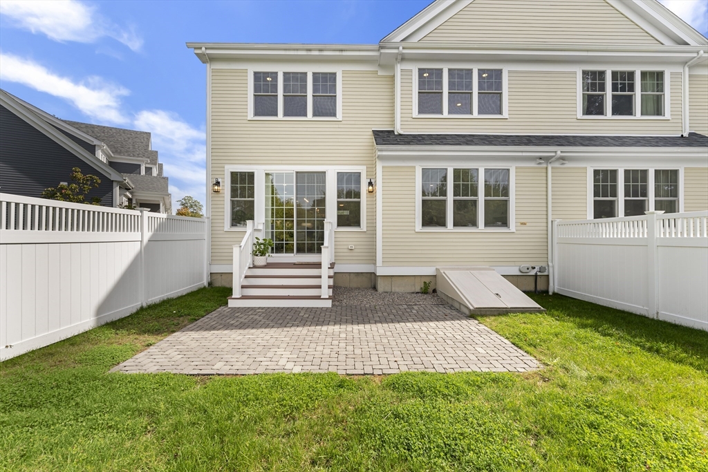 14 Sunset Way, Unit 14 Medfield, MA 02052 - Photo 31 of 32