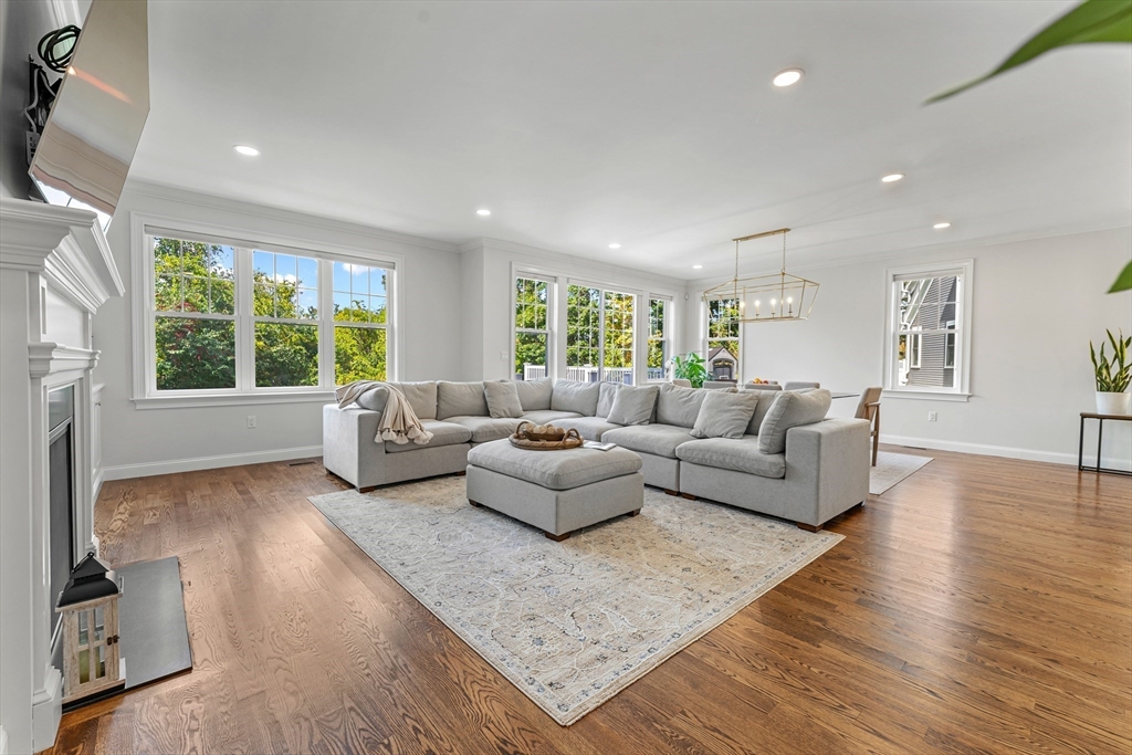 14 Sunset Way, Unit 14 Medfield, MA 02052 - Photo 4 of 32