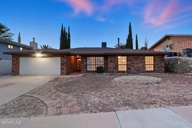 $298,000 | 1359 Adabel Drive, El Paso, TX 79936
