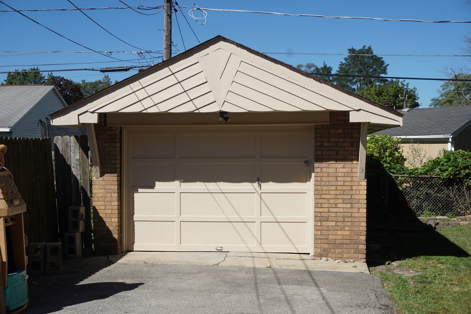 14542 Turner Avenue Midlothian, IL 60445 - Photo 20 of 20 a backyard of a house with lots of green space