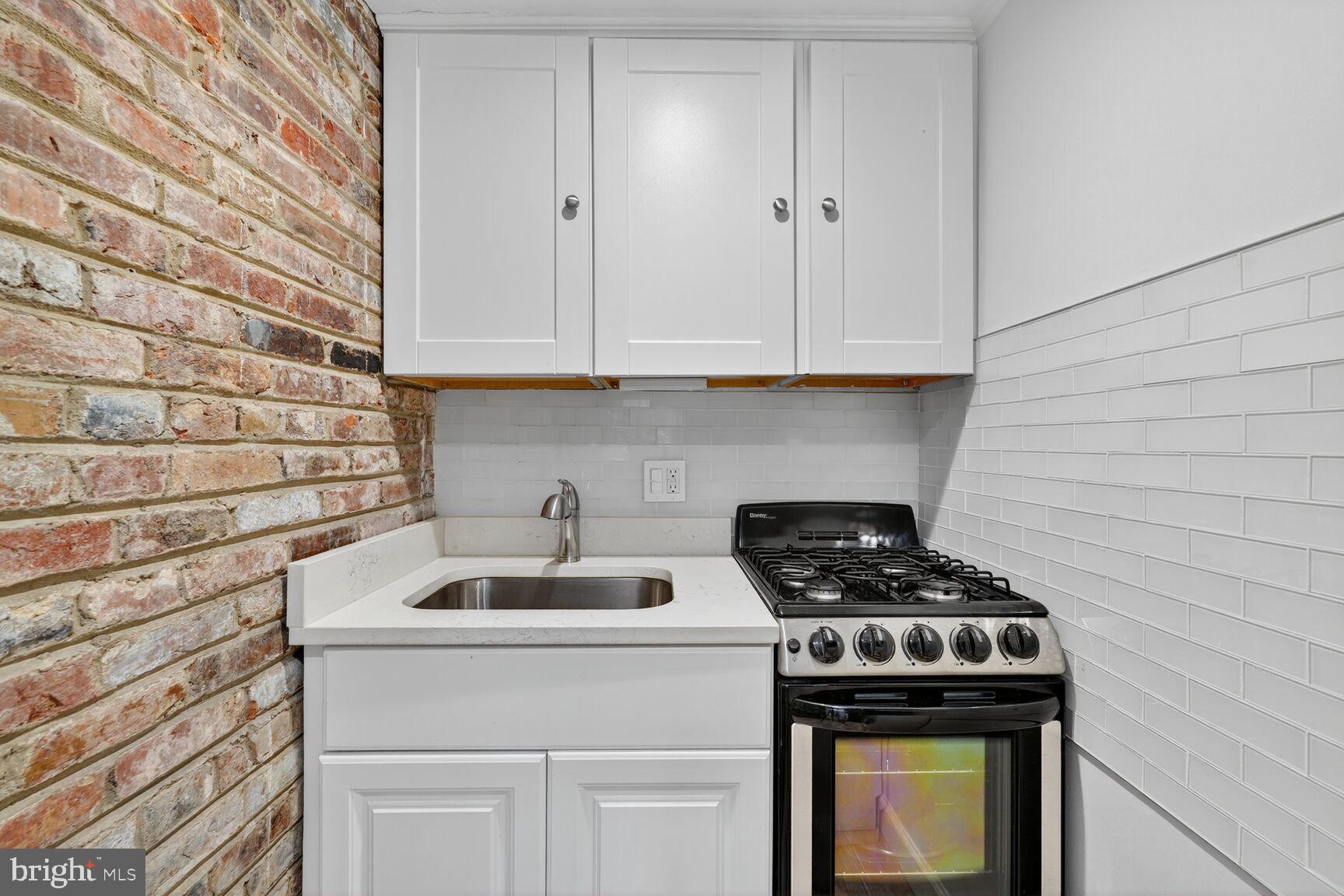 1363 28th Street Northwest, Unit B Washington, DC 20007 - Photo 4 of 8