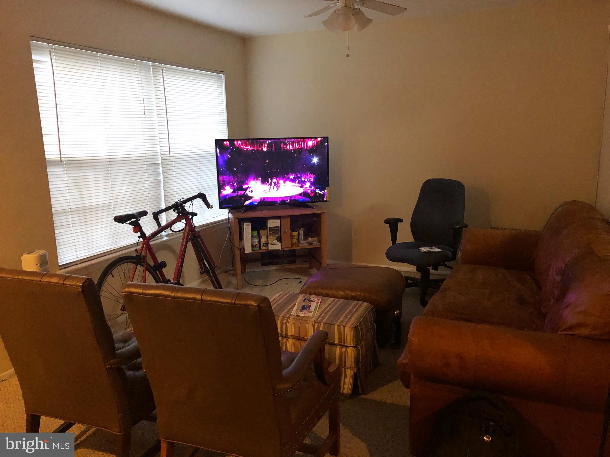 4813 Berwyn House Road, Unit B4813 College Park, MD 20740 - Photo 2 of 11 Living Room