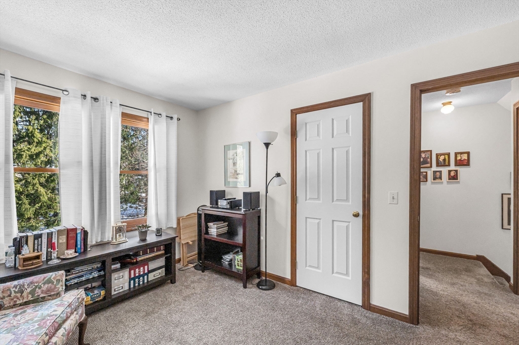 160 Hillside Road, Unit 5 Westfield, MA 01085 - Photo 20 of 39 Gallery Image 20