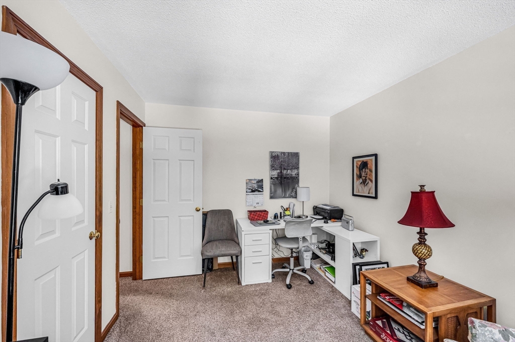 160 Hillside Road, Unit 5 Westfield, MA 01085 - Photo 22 of 39 Gallery Image 22