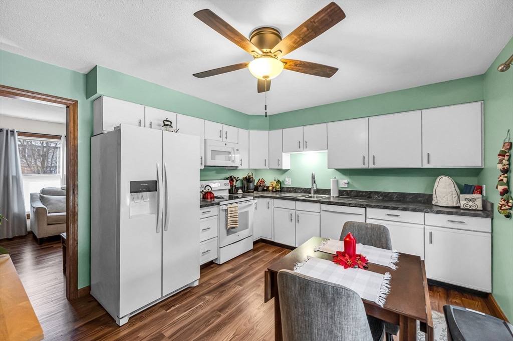 160 Hillside Road, Unit 5 Westfield, MA 01085 - Photo 10 of 39 Gallery Image 10