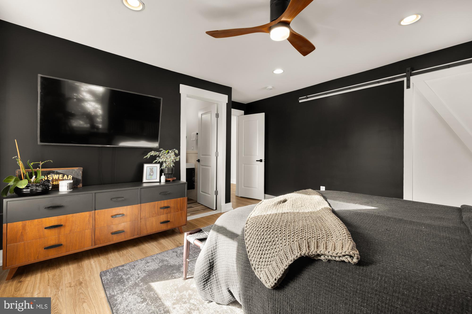 4240 34th Street Mount Rainier, MD 20712 - Photo 30 of 51