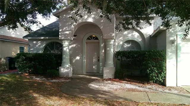 $2,200 | 9724 Mary Robin Drive, Riverview, FL 33569