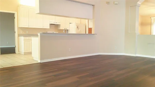 $2,400 | 9724 Mary Robin Drive, Riverview, FL 33569