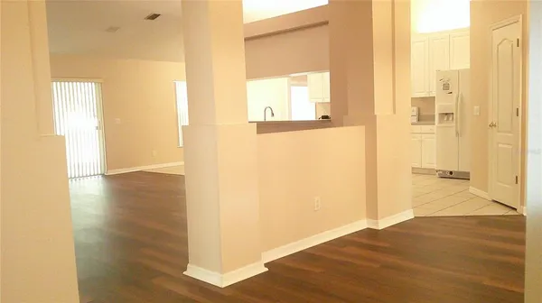 $2,400 | 9724 Mary Robin Drive, Riverview, FL 33569