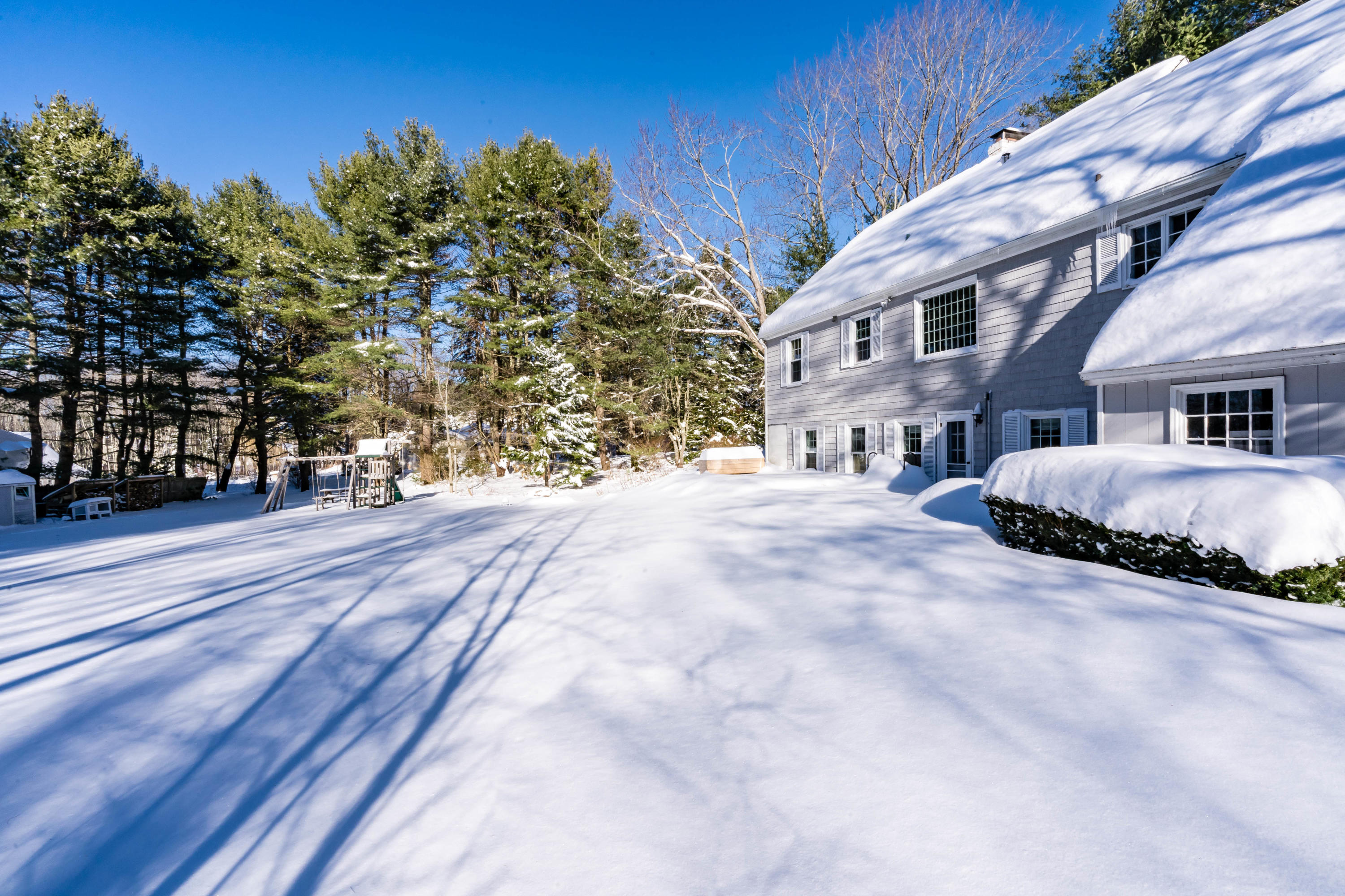 174 Foreside Road Cumberland, ME 04110 - Photo 8 of 47 174 Foreside Road_Exterior