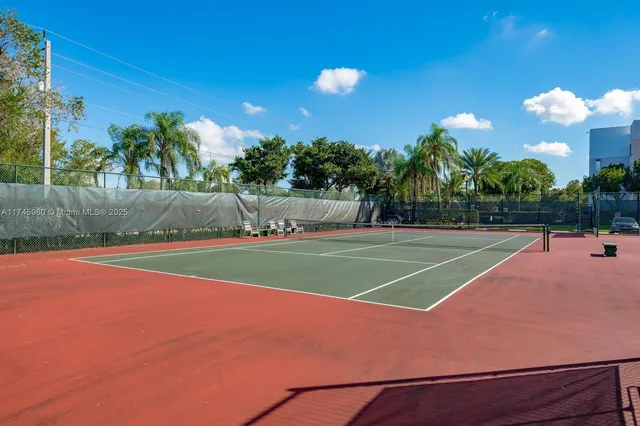 a view of a tennis court